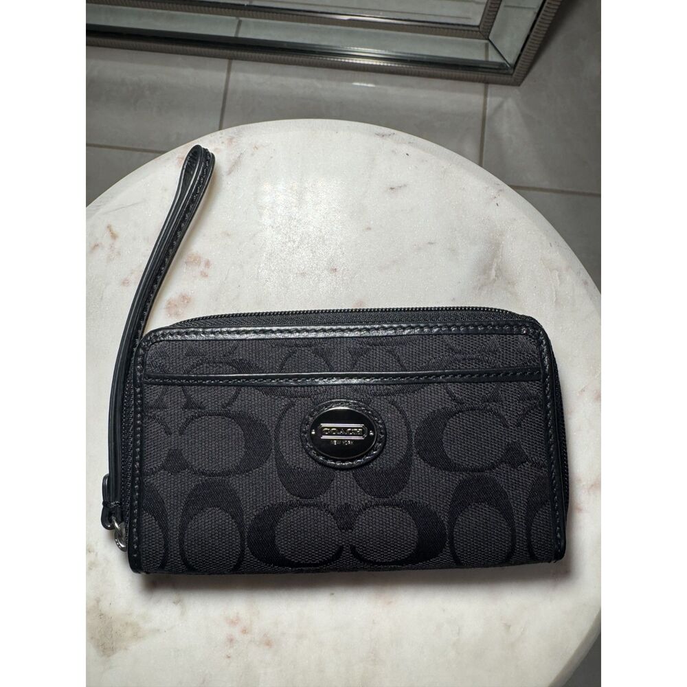 Vintage Black Coach Wallet Wristlet